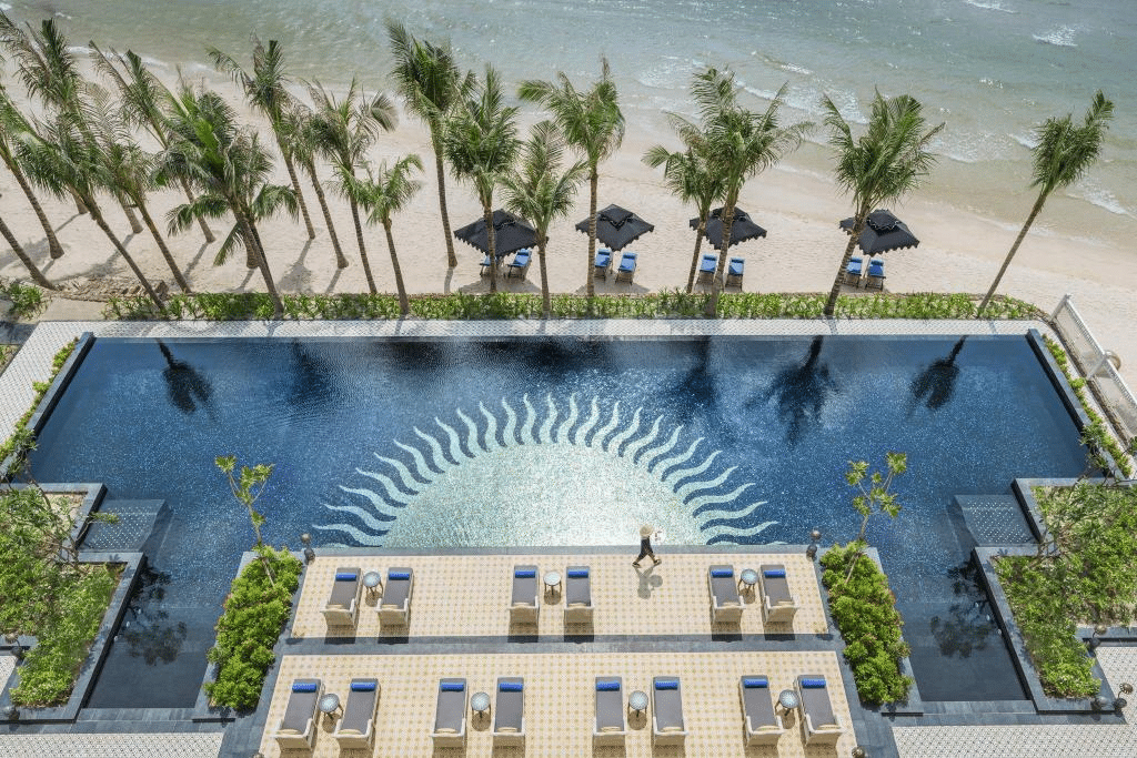 be-boi-quy-mo-lon-tai-JW-Marriott-Phu-Quoc-Emerald-Bay-Resort