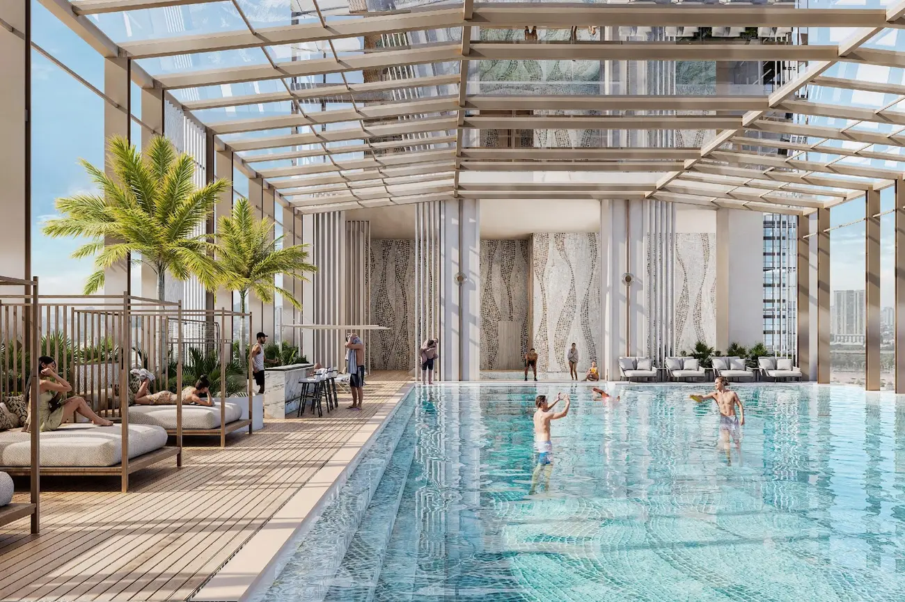 Bể bơi vô cực tại Sun Feliza Suites – không gian thư giãn đẳng cấp giữa lòng thành phố.