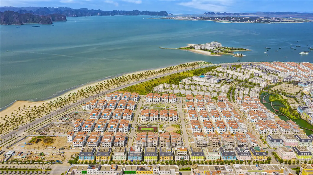 Toàn cảnh khu đô thị nghỉ dưỡng Sun Elite City tại Bãi Cháy, Quảng Ninh.