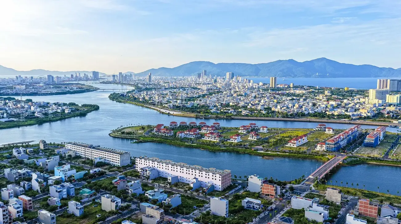 Không gian sống sinh thái ven sông phía Nam Đà Nẵng với không khí trong lành và cảnh quan hữu tình.