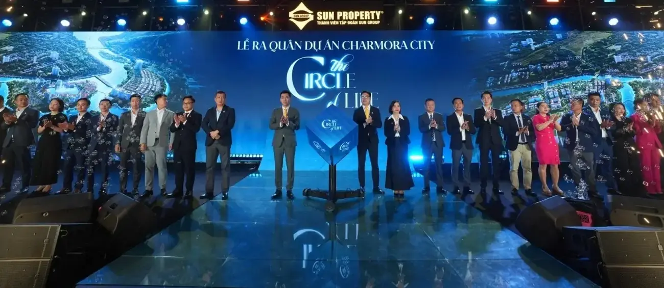 Lễ ra quân dự án Charmora City với sự tham gia của hơn 2.000 chuyên viên. Ảnh: Ánh Dương