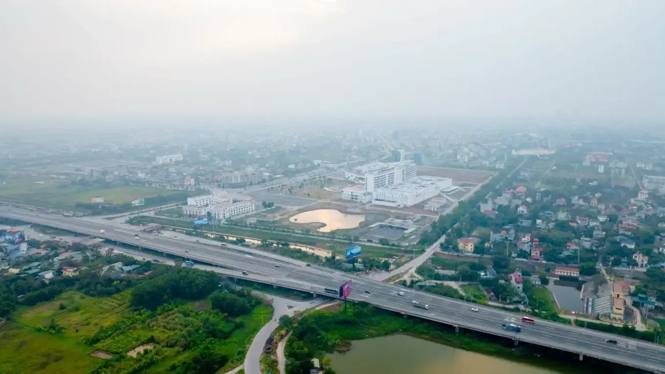 Hạ tầng cửa ngõ Nam thủ đô thúc đẩy vùng vệ tinh. Ảnh: Ánh Dương